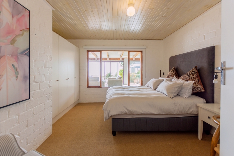 3 Bedroom Property for Sale in Britannia Bay Western Cape